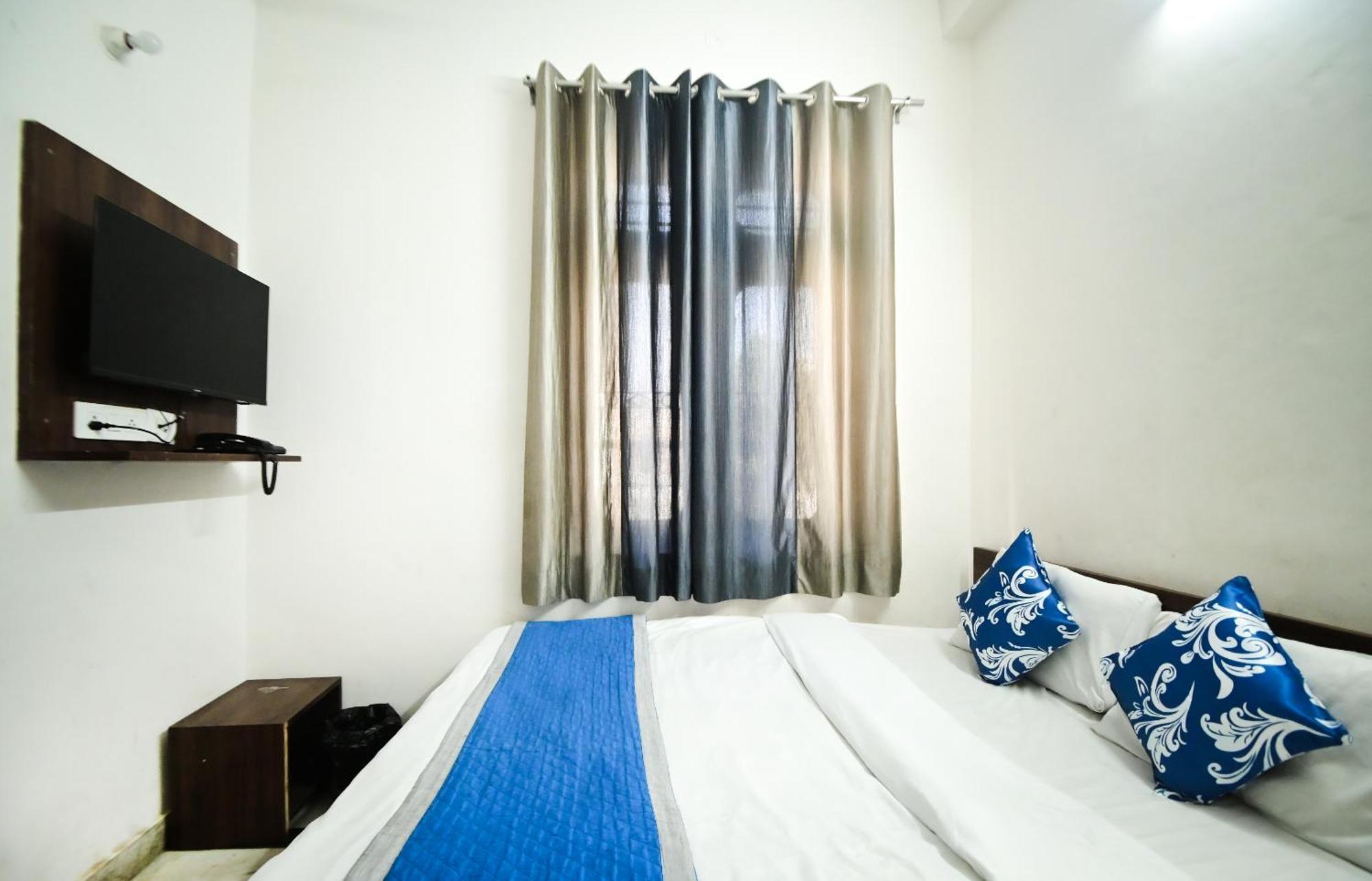 Hotel Apoorv - Near Jaipur Railway Station Buitenkant foto