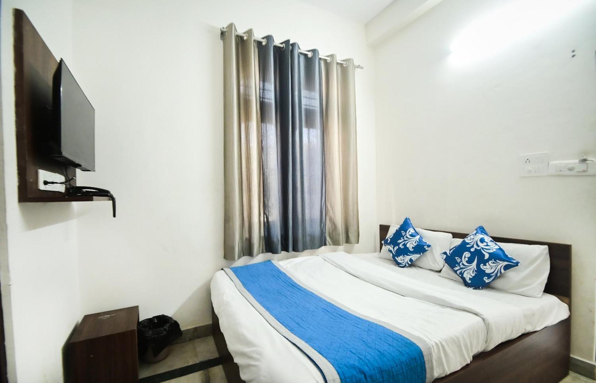 Hotel Apoorv - Near Jaipur Railway Station Buitenkant foto
