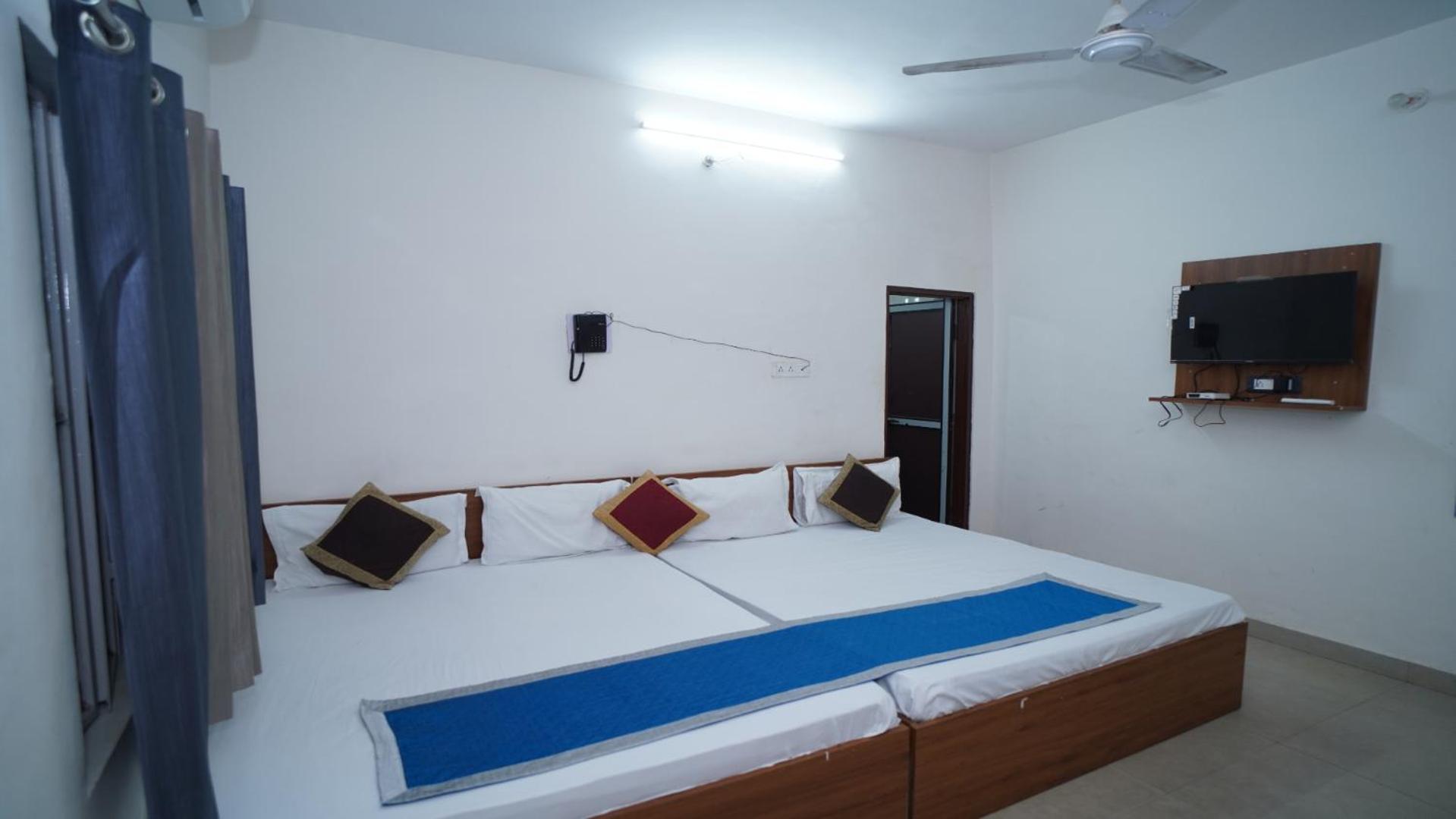 Hotel Apoorv - Near Jaipur Railway Station Buitenkant foto